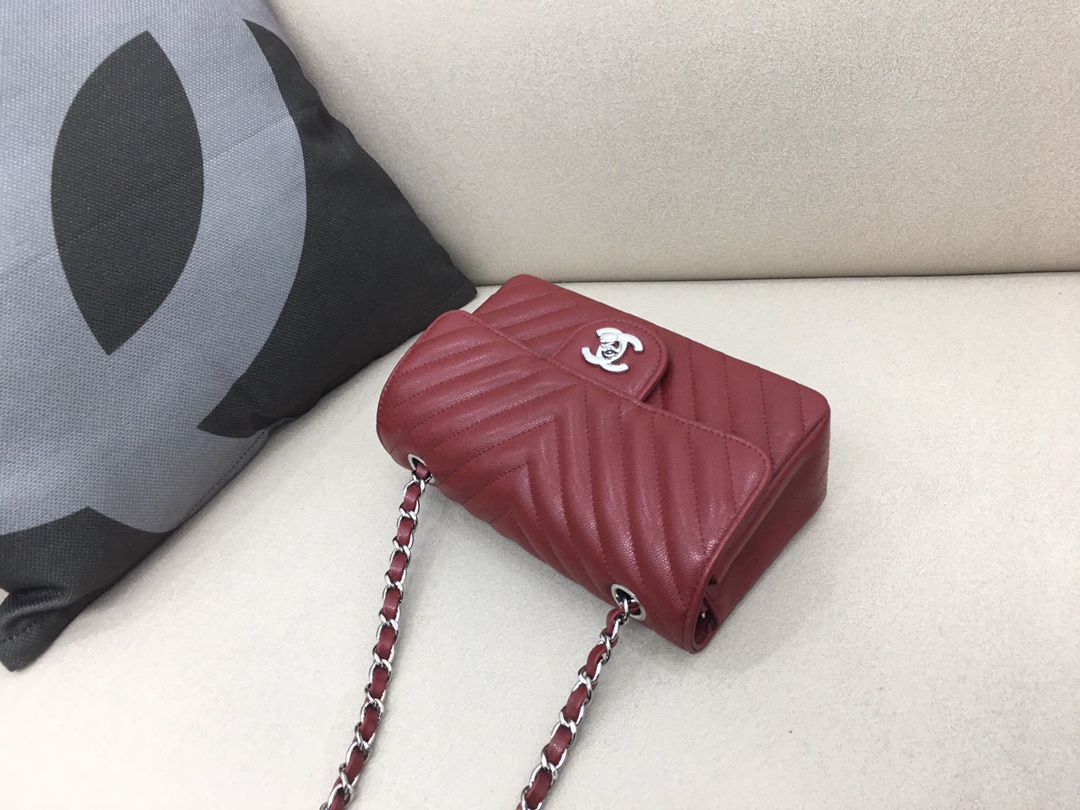 Small Classic Flap Caviar Bag A01116 Purplish Red/Silver